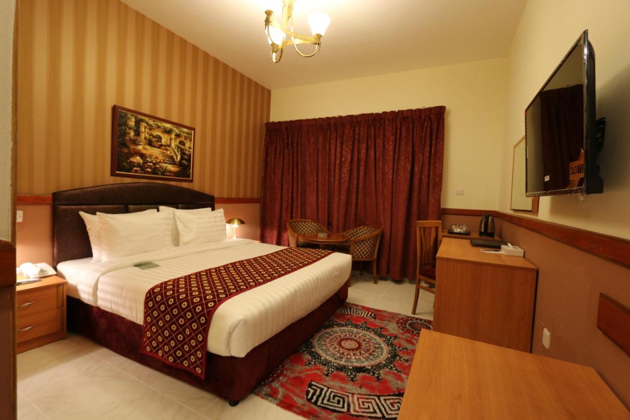 New California Hotel Dubaj Exteriér fotografie